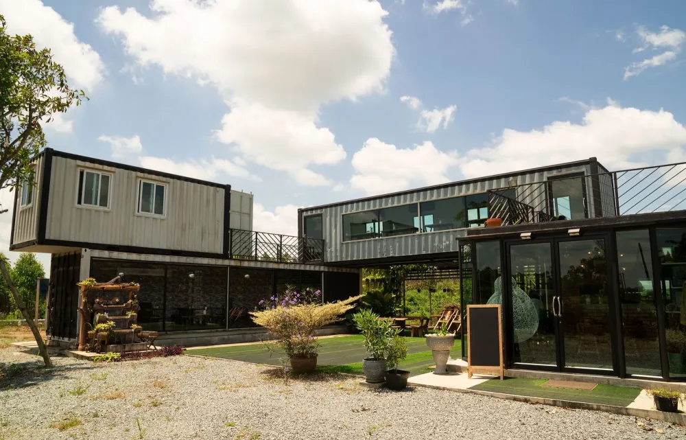 Containers pour maison préfabriquée près de Metz